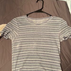 American Eagle shirt